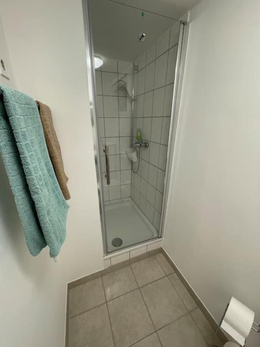 Comfortable Apartment In Commercial Centre Unterhaching Exteriör bild
