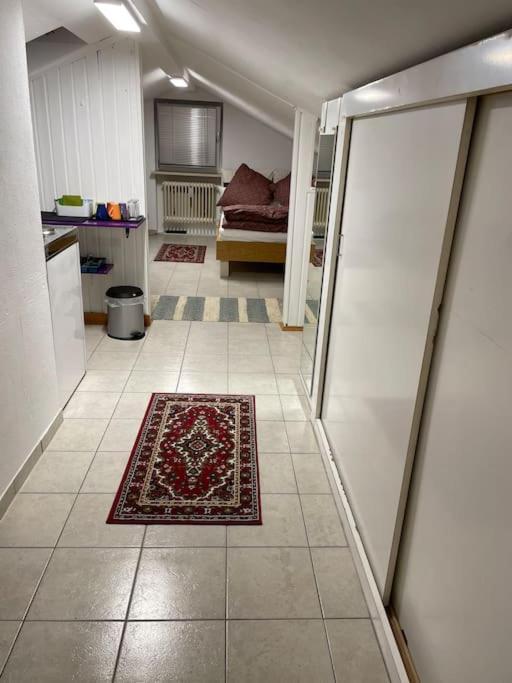 Comfortable Apartment In Commercial Centre Unterhaching Exteriör bild